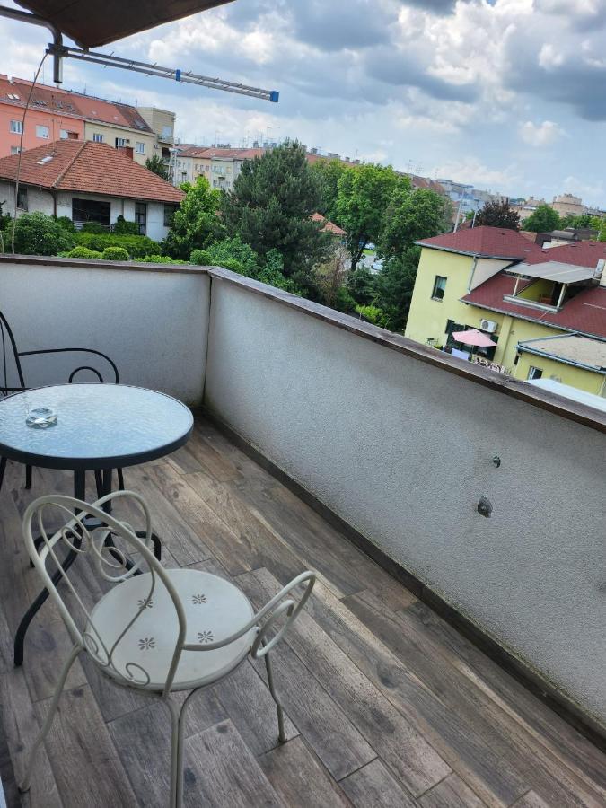 Ferienwohnung Apartman Buzanova 001 Zagreb Exterior foto